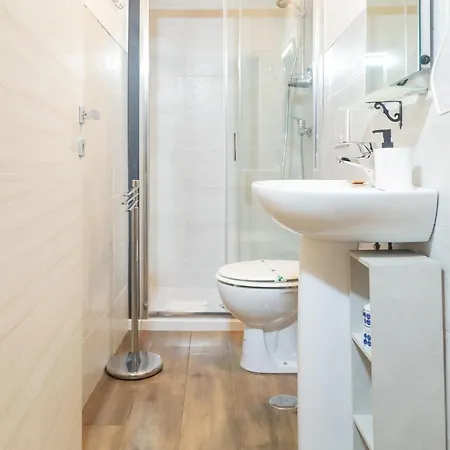Volte Antiche & Comfort Moderno A Due Passi Da Termini Apartamento *